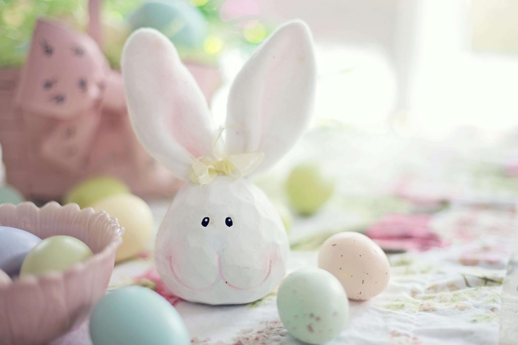 easter tablescape