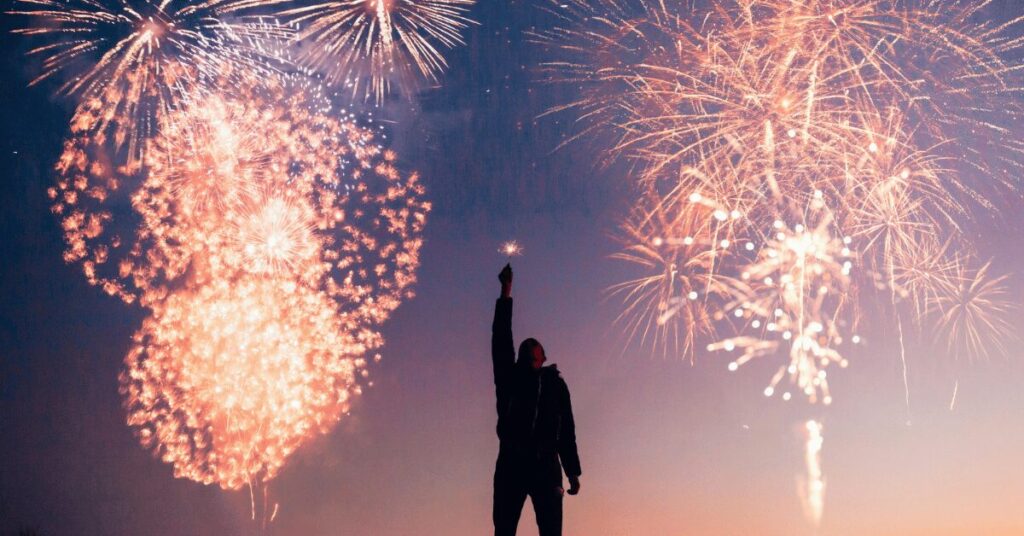 celebrate-4th-of-july-navarre-beach-fireworks